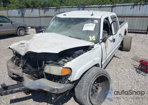 2005 GMC Sierra 2500Hd Slt from USA, damaged, VIN 1GTHK232X5F943779